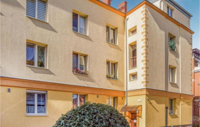 2 Bedroom Stunning Apartment In Zielona Góra